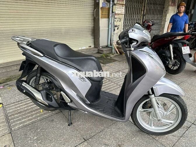 Honda SH 125 2018 mới 90% Bstp chính chủ