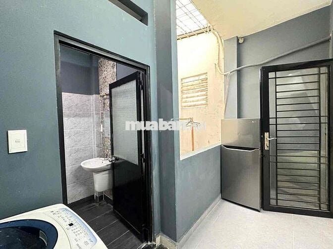 Cho Thuê Căn Hộ 1pn Tách Bếp Rộng Thoáng Full NT Ngay Ký Con Quận 1