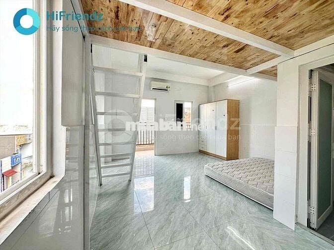 Cho Thuê Duplex Full Nội Thất Cửa Sổ Trời Ban Công ở được 4 người 3 xe