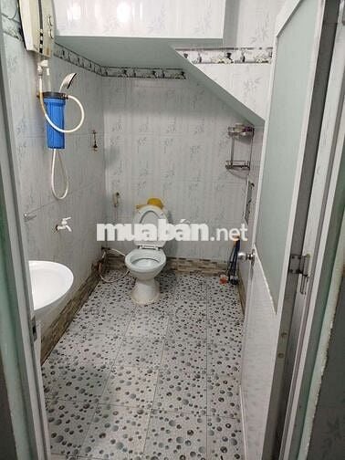 Nhà cho thuê có lầu 4 phòng gần đường đồng tâm