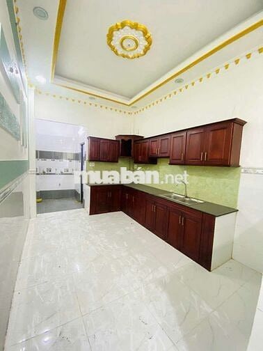 Kẹt vốn kinh doanh bán nhà mặt tiền đường nội bộ