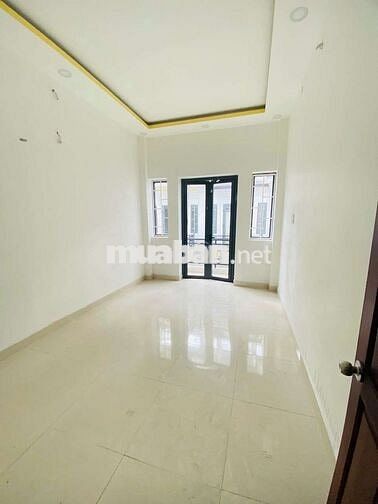 Kẹt vốn kinh doanh bán nhà mặt tiền đường nội bộ