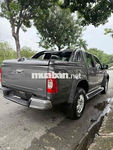 Isuzu Dmax sx cuối 2011 3.0 4x2 một chủ.