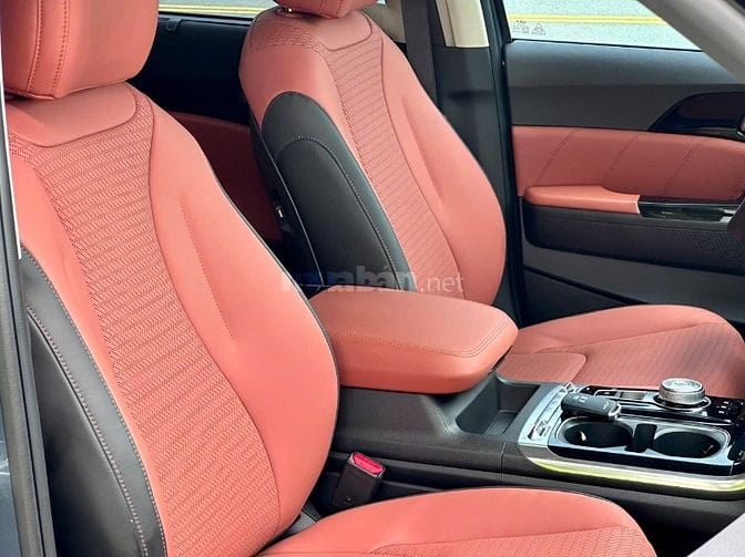 Kia Carnival 2.2D Signature 2022 odo 34.000km