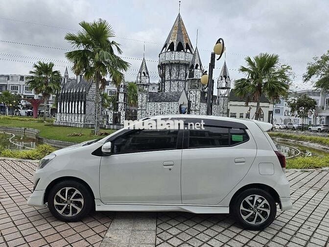 WIGO 2018 1.2G TỰ ĐỘNG - 32000 km