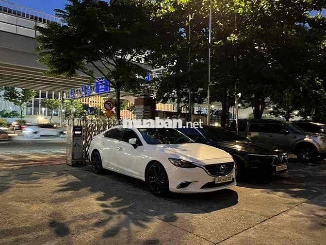 Mazda 6 2017 2.0L Premium - 97000 km