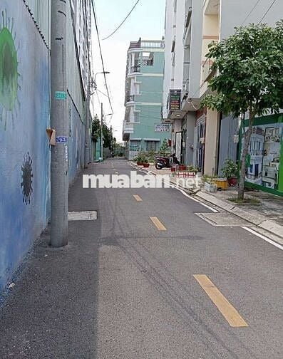 Kẹt vốn kinh doanh bán nhà mặt tiền đường nội bộ