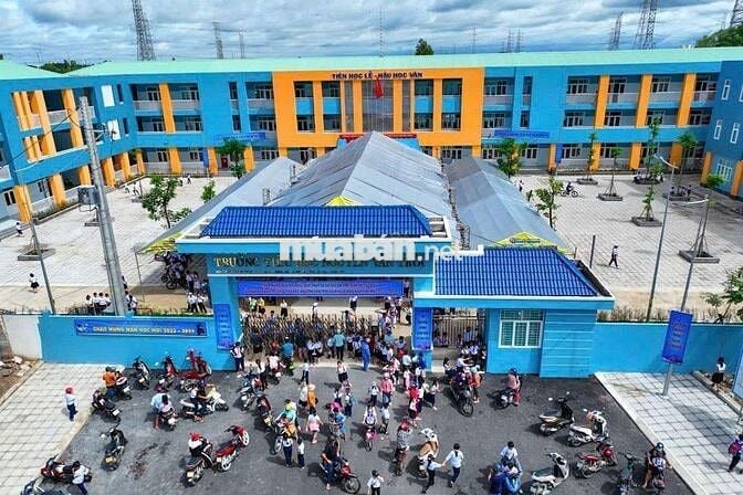 CẦN BÁN GẤP ĐẤT NỀN MẶT TIỀN GIÁ 11 TỶ 5(SỔ HỒNG RIÊNG)