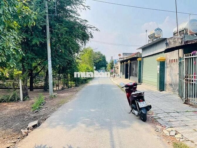 SẮP MẤT ĐẤT VÌ NGÂN HÀNG – CHỦ BÁN GẤP MT PHƯỚC THẠNH 275M² 420TR