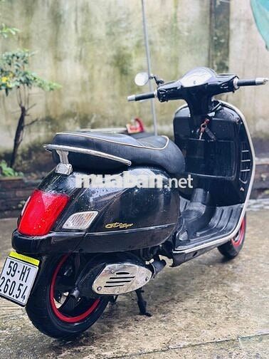 VESPA GTS 125CC 4VAL NHẬP ITALY BSTP FULL CHỨC NĂN