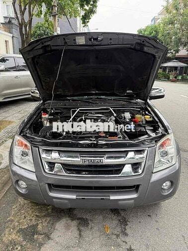 Isuzu Dmax sx cuối 2011 3.0 4x2 một chủ.