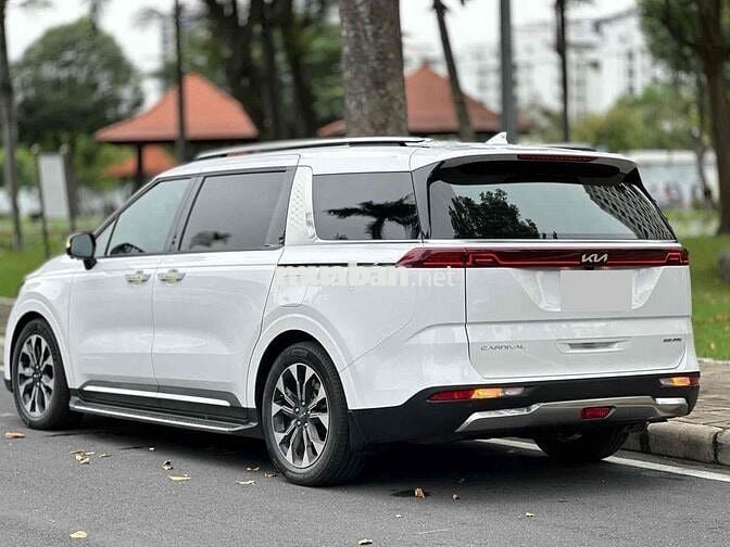 Kia Carnival 2022 Signature 2.2D_siêu lướt 22000km