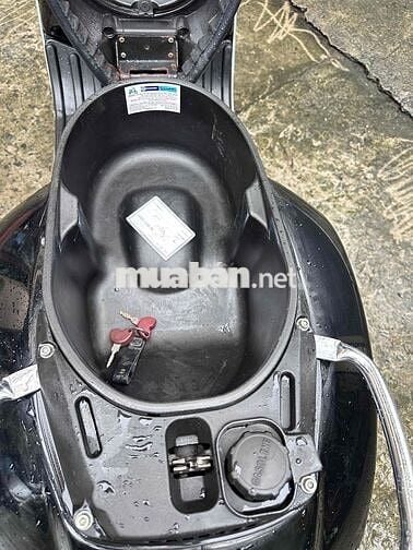 VESPA GTS 125CC 4VAL NHẬP ITALY BSTP FULL CHỨC NĂN