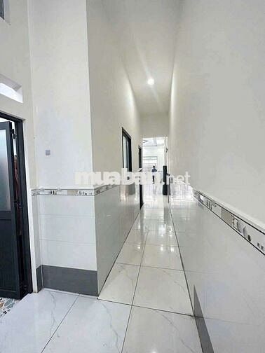 Nhà 3pn sân ô tô 4,5x20m có 3wc hẻm ô tô thông