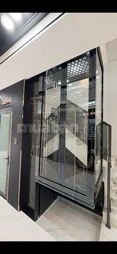 Siêu phẩm Q7, nhà mặt phố-mới-đẹp-4 tầng- thang máy, 4❌19, nhỉnh 18 tỷ