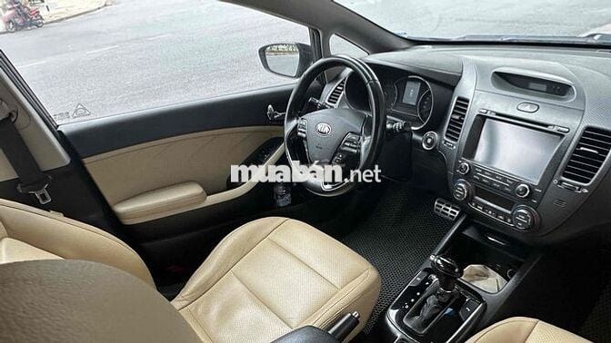 Kia Cerato 2016 2.0 AT - 110000 km