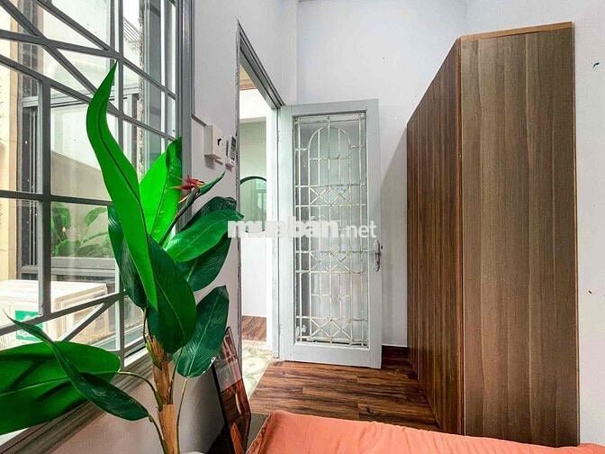 🔥🔥CĂN HỘ 2PN 1WC 1 Phòng Khách - Cửa sổ trời thoáng mát