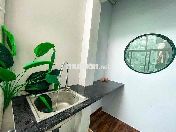 🔥🔥CĂN HỘ 2PN 1WC 1 Phòng Khách - Cửa sổ trời thoáng mát