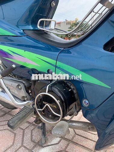 Xe Wave đời 2002 xanh dương dân chơi