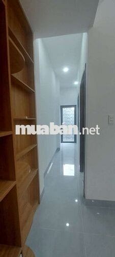 Bán nhà mới sạch đẹp có sổ hồng riêng