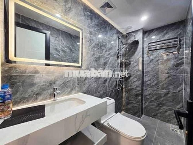 BÁN NHÀ HOÀNG HOA THÁM  – NHÀ MỚI 5 TẦNG THANG MÁY – SỔ ĐỎ HOA KHÔI