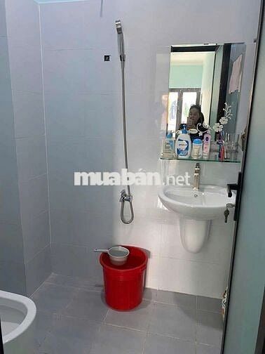 Bán nhà lầu đẹp 5×8 giá 1,55ty sổ Chung