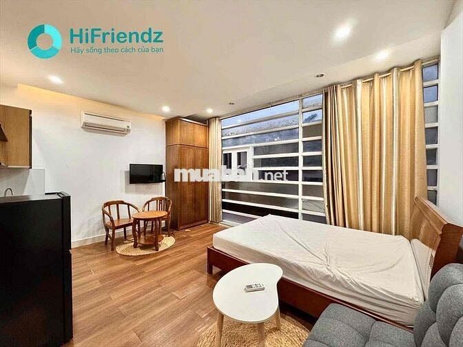 Cho thuê Căn Hộ Full nội thất - Mặt tiền đường lớn - Thang máy