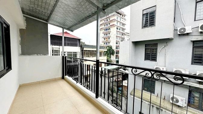 BÁN NHÀ ĐƯỜNG VÕ CHÍ CÔNG, SÁT PHỐ, NGÕ RỘNG, THÔNG TỨ TUNG, MT HƠN 5M