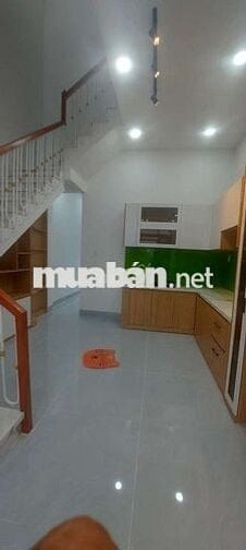 Bán nhà mới sạch đẹp có sổ hồng riêng