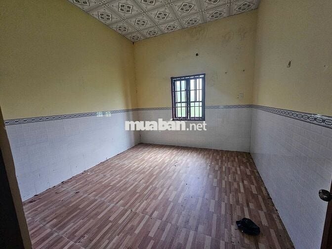 Nhà sẵn vườn Xoài 2,2 sào - sổ vuông vức - đường ô tô tránh nhau.