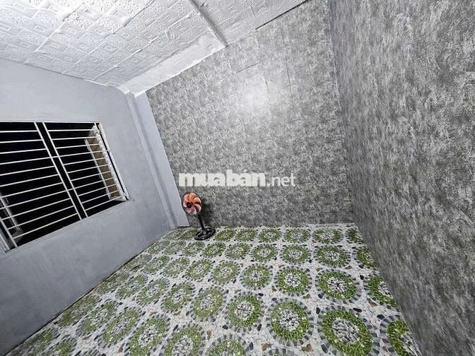 Cho thuê phòng mặt tiền , ưu tiên 1 người ở