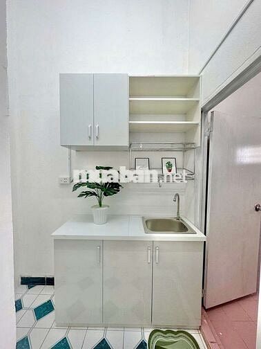 Phòng trọ studio giá rẻ diện tích hơn 25m2 ngay trung tâm Quận 7