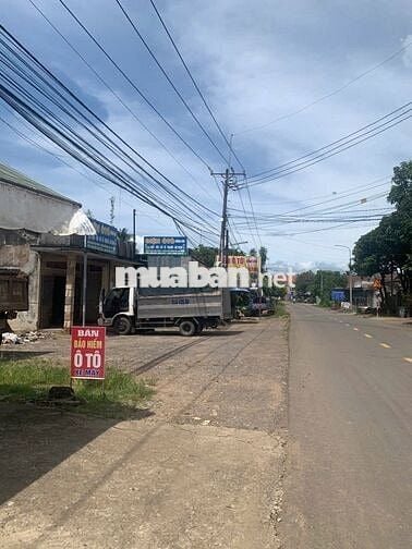 BÁN 1.842M2 ĐẤT Ở NÔNG THÔN,CÓ SẴN NHÀ,MẶT TIỀN NHỰA,DÂN CƯ ĐÔNG ĐÚC