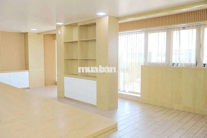 Nguyên căn 4 tầng 10×20 cho thuê 50tr khu tên lửa