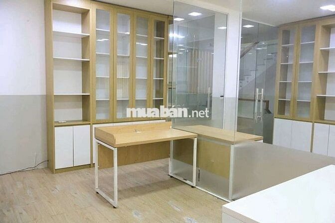 Nguyên căn 4 tầng 10×20 cho thuê 50tr khu tên lửa