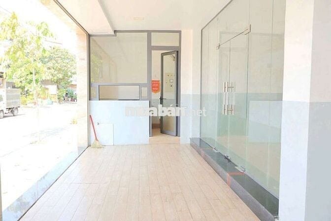 Nguyên căn 4 tầng 10×20 cho thuê 50tr khu tên lửa