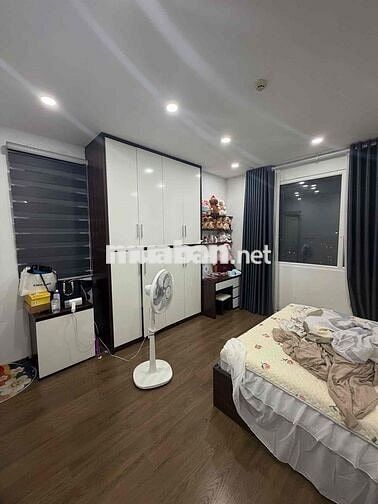 bán chung cư FLC Phạm Hùng, 3 ngủ đủ nội thất hiện đại ở ngay