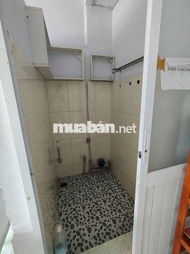 CHO THUÊ NHA HẺM 3 GÁC, 1 XET, CMT8 Q.3