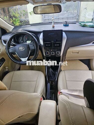 Toyota Vios E 2019 số sàn 5 chỗ màu xám