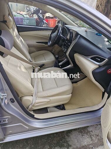 Toyota Vios E 2019 số sàn 5 chỗ màu xám