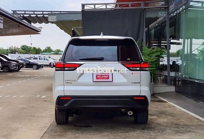 Innova Cross HEV 2024 - 5702 km -980 THƯƠNG LƯỢNG