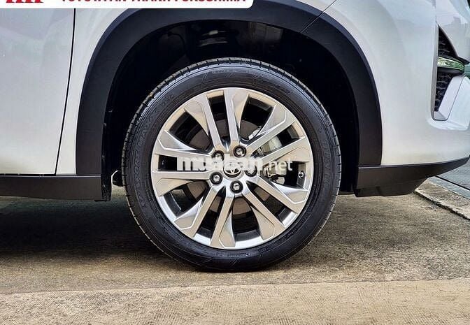 Innova Cross HEV 2024 - 5702 km -980 THƯƠNG LƯỢNG