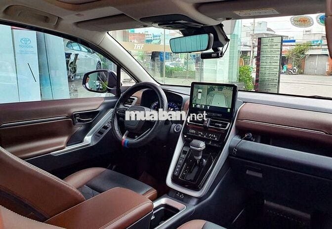 Innova Cross HEV 2024 - 5702 km -980 THƯƠNG LƯỢNG