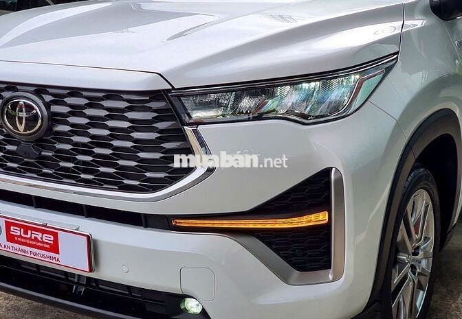 Innova Cross HEV 2024 - 5702 km -980 THƯƠNG LƯỢNG