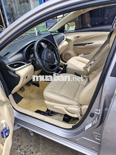 Toyota Vios E 2019 số sàn 5 chỗ màu xám