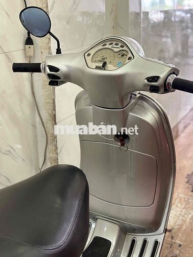 Piaggio Vespa LX125 Đời 2010