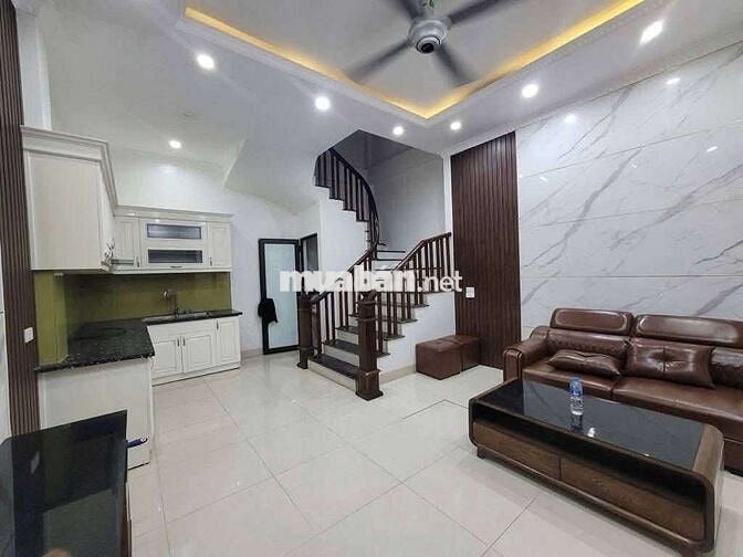 Bán nhà Liên Mạc - 33m² - ôtô đỗ la liệt - full nội thất - 5.7 tỷ