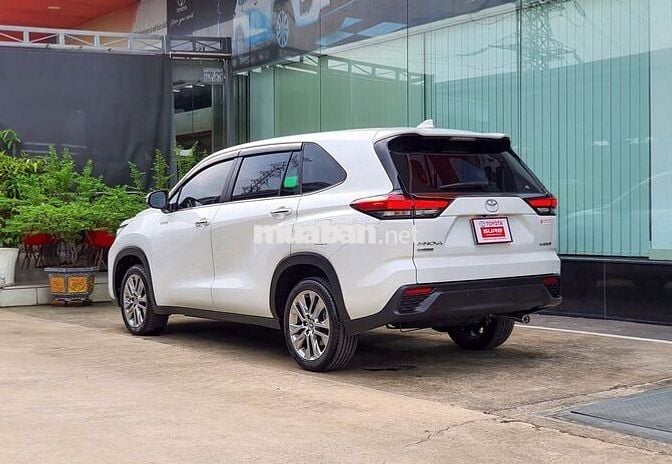 Innova Cross HEV 2024 - 5702 km -980 THƯƠNG LƯỢNG