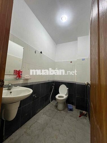 Nhà Hẻm 5M Tân Sơn Nhì.DT:4 X 15 Tret Lầu 2PN 2WC