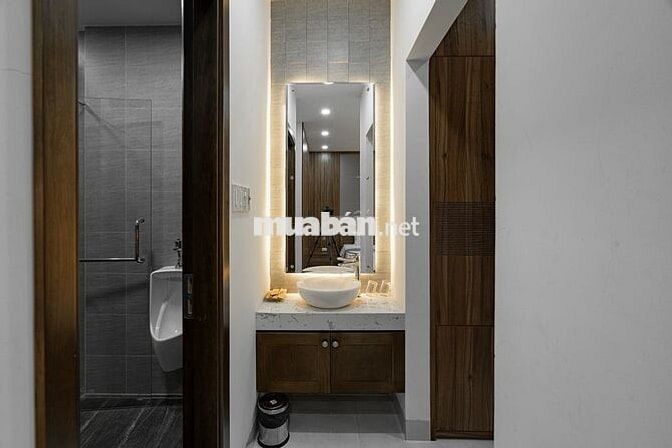 CHO THUÊ BIỆT THỰ LIỀN KỀ  5 PHÒNG NGỦ 7 WC ,  GẦN AEON MALL